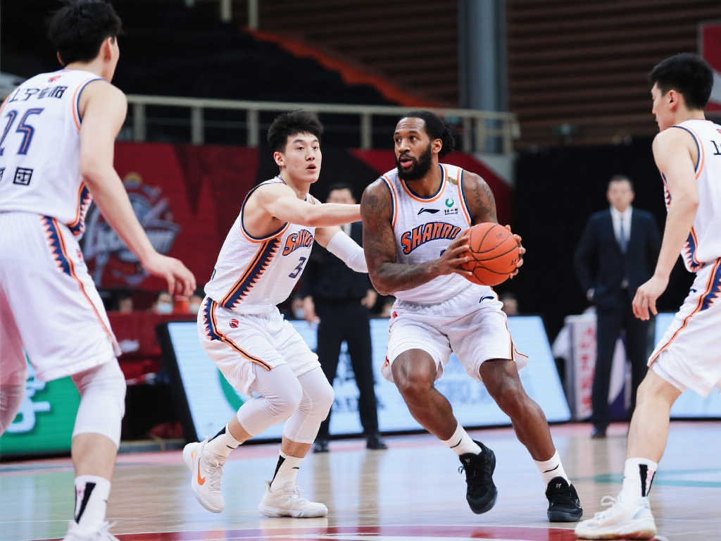 領那不勒斯