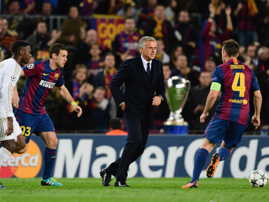 场的强烈反 场的强烈反